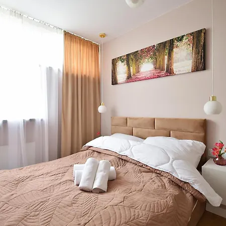 B&P Bank Square Apartment-2