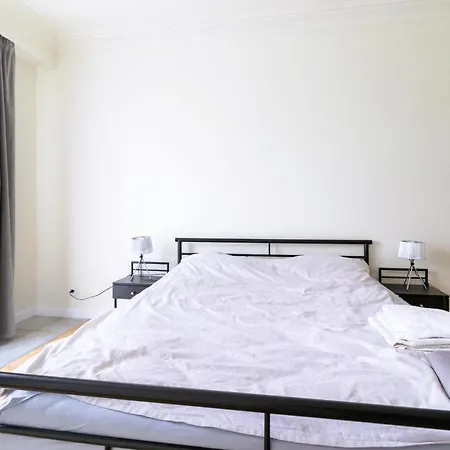 Renovated 3 Room Apt. Near Polin/Oldtown-2