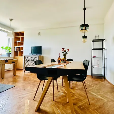 Apartament Z Widokiem Na Palac I Kosciol.-3