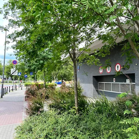 Apartment Metro Słodowiec Free Parking-2