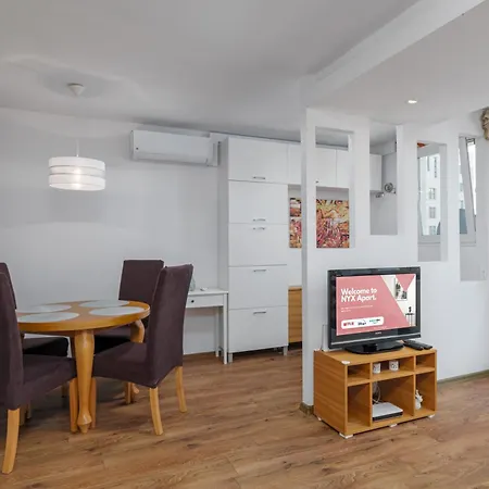 Gierymskiego 2 by NYX Apart-3