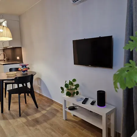 Bubble'S Apartment-2