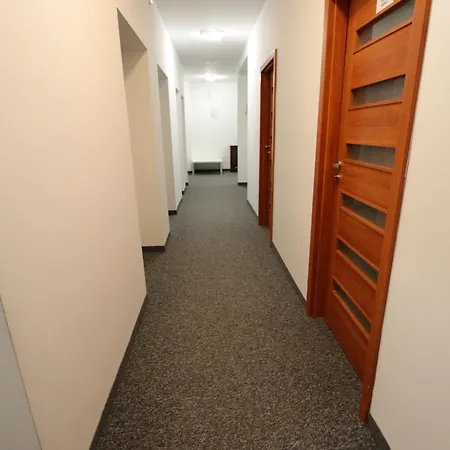 Fantastic Waw - J7 Room C-3