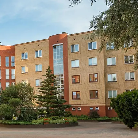 Metro Imielin 2-Bedroom Apartment By Bookinghost-2