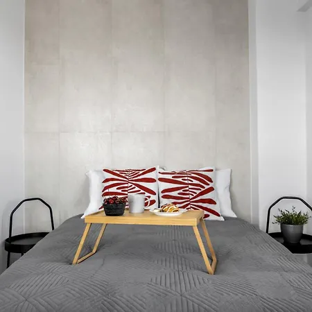 21St Floor Centrum Studio - Balcony, City View, Ac - By Rentujemy-3
