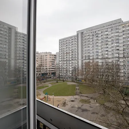 Unitapartament Short Rent Apartment In Warsaw By Metro Station Rondo Onz Apart With 3Bedrooms 22-2
