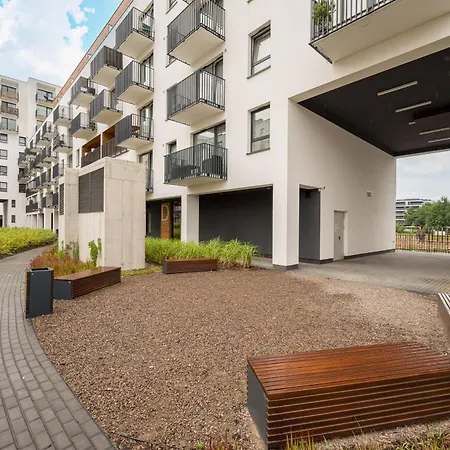 Sage Green Luxury Apartment By Bookinghost-2