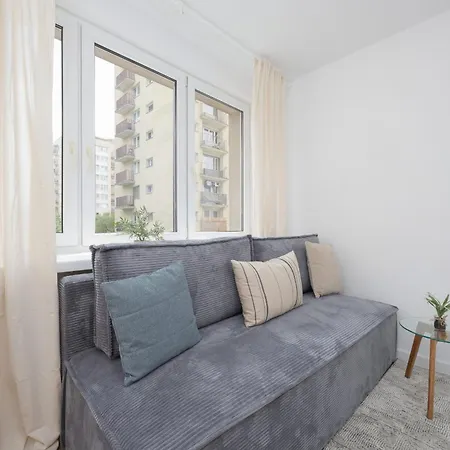 Komfortowy Apartament W Warszawie Z Dwiema Sypialniami Blisko Rzeki By Noclegi Renters-2