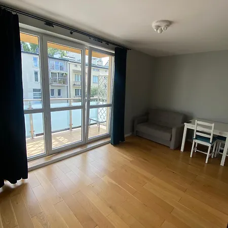 Apartment Wiatraczna-3