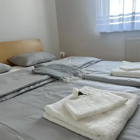 Wola Business Center Apartment-3