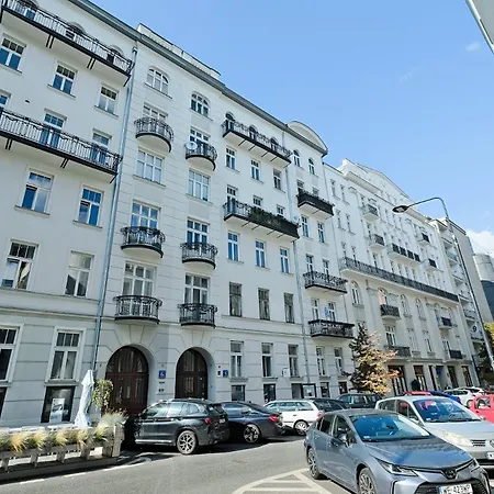 Urbannestgroup - Nowogrodzka 8-2
