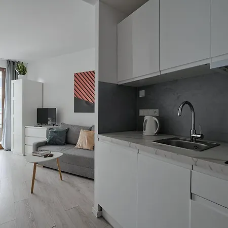 Urbannestgroup - Old Town Studio S27-2