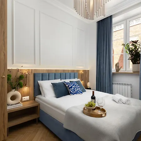 Movo Prestige Old Town Apartment-3