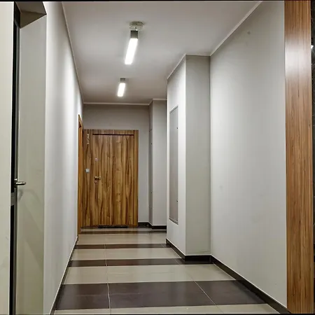 Airport Bakalarska Apartment-3
