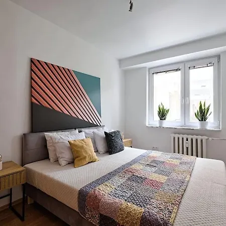 Urbannest- Sonaty 6C-2
