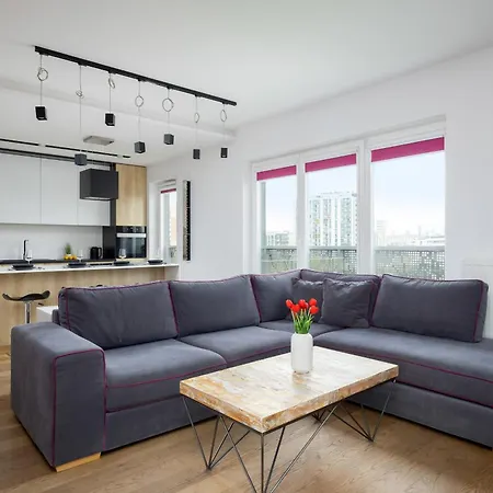 Apartment With Terrace & Parking By Noclegi Renters-3