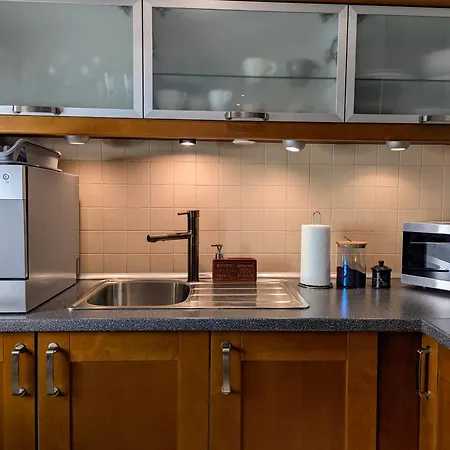Bella Luna Luxury Suites - Spacious 1Br In Old Town-3