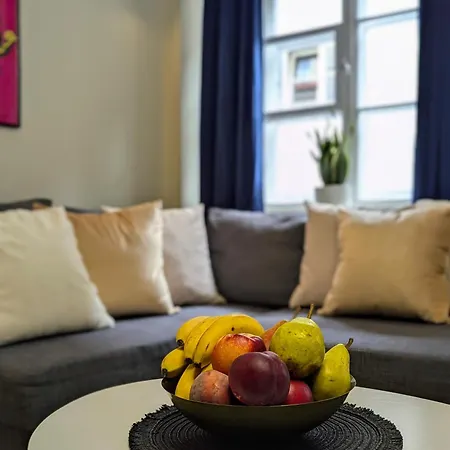 Bella Luna Luxury Suites - Spacious 1BR in Old Town-3