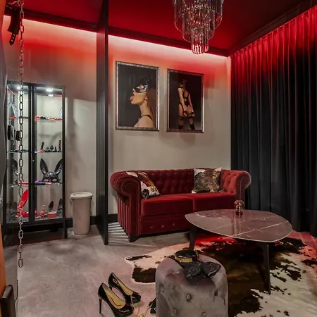 Secret BDSM - Stylowy i klimatyczny apartament dla dorosłych, klimatyzacja, parking podziemny, pełne wyposażenie-3