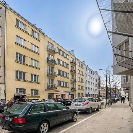 Warsaw Suite Near River - 58M2, Metro, Balcony-3