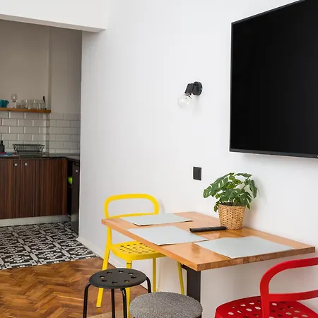 Hoza 35 City Centre Studios By Bookinghost-3