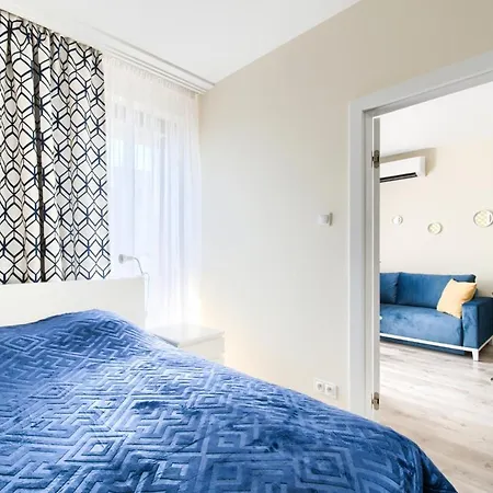 Platinum Towers Apartments-2