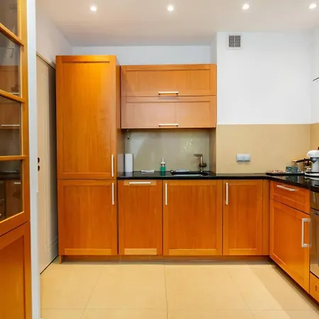Superb Czerska Family Apartment With Parking-3