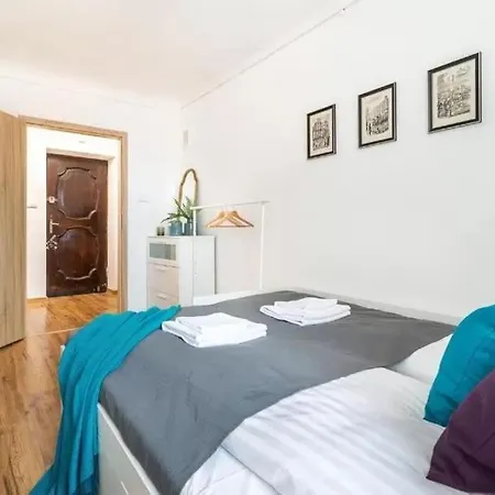 Old Town Apartment - Old Market-3