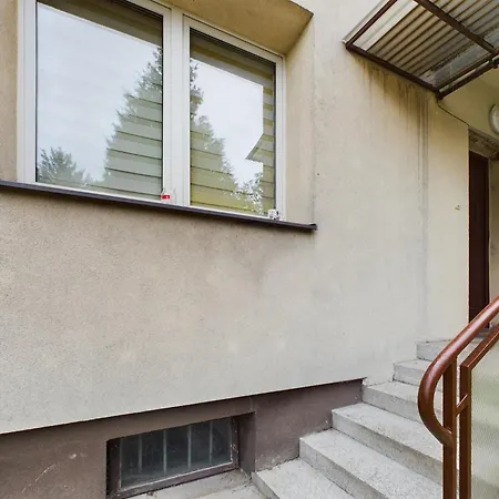 Studios With Parking And Garden Near Warsaw Chopin Airport By Noclegi Renters-3