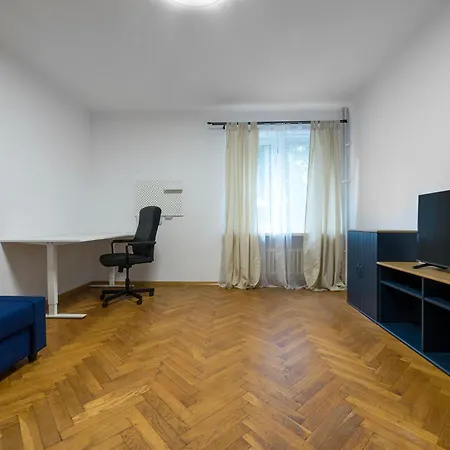 Very Quiet Flat In The Old Town-3