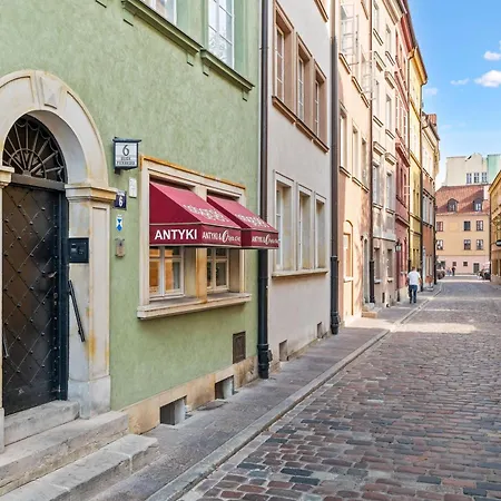 Cute Apartment In The Historic Old Town Of Warsaw-3