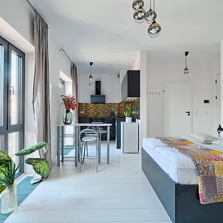 UrbanNest_Krochmalna-2
