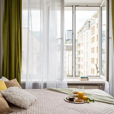 Pink Elephant 2X1Br Studio In Historic Tenement House 1 Km From Warsaw Central-3