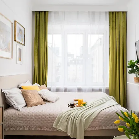 Pink Elephant 2X1Br Studio In Historic Tenement House 1 Km From Warsaw Central-3