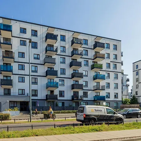 Exceptional Apartment In Warsaw With Parking By Noclegi Renters-2