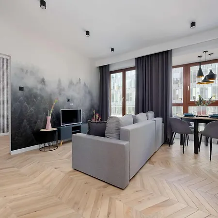Tasteful Apartment With Parking By Noclegi Renters-3