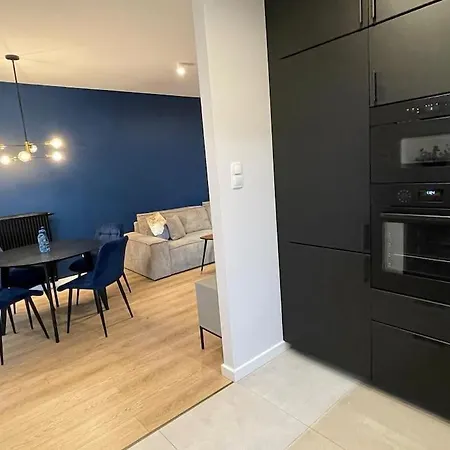 Apartment Wola Tower-3