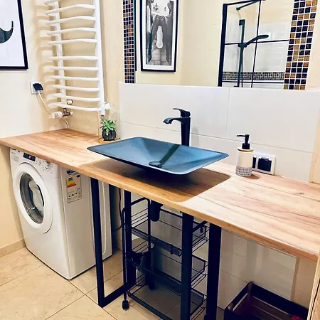 Apartament Metro Szwedzka-2