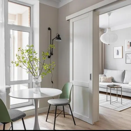 Amazing Apartment In Old City-3