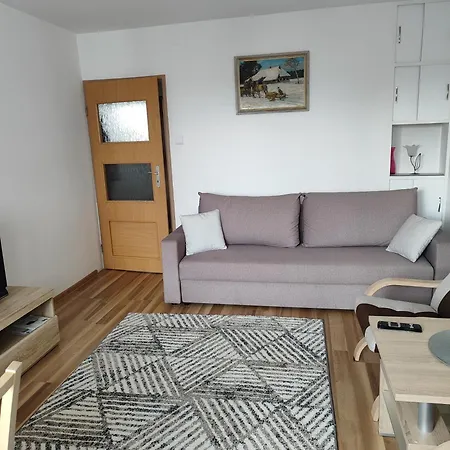 Apartament Praski 5 minut od metra i starego miasta spacerem do zoo i Konesera-3
