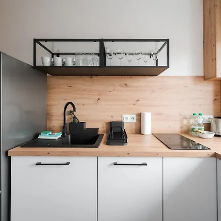 Elbląska Modern Apartment by BookingHost-3