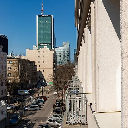 Central Apartment Emilii Plater By Noclegi Renters-3