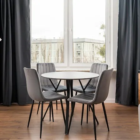 Ochota Stylish Apartment By Bookinghost-2