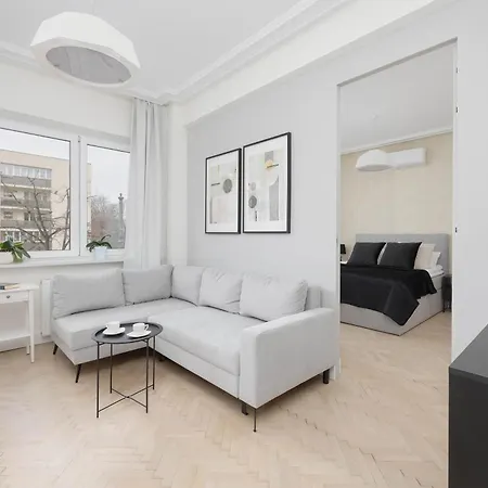 Modern Apartments With Air Conditioning In Warsaw Close To Three Parks By Renters Prestige-3
