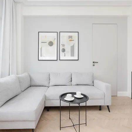 Modern Apartments With Air Conditioning In Warsaw Close To Three Parks By Renters Prestige-3