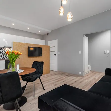 Coco Premium Warszawa Radość-3