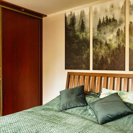 Verdant Apartment-3