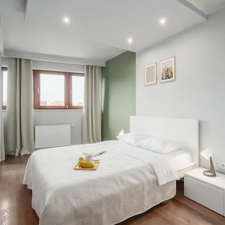 Warsaw City Premium Apartments-3