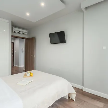 Warsaw City Premium Apartments-3
