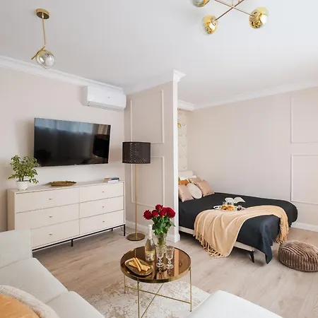 Grand Central Suite 5Min From Central Station With A Balcony& Air Conditioning-2